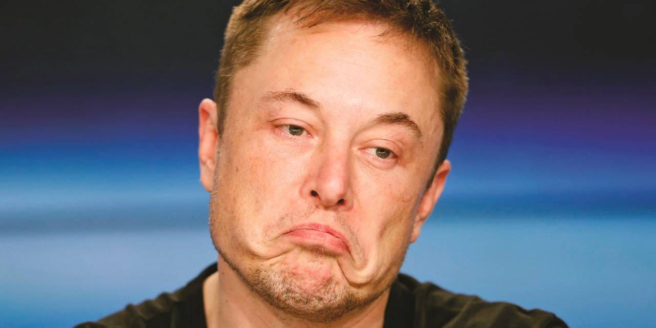 Elon Musk Çinlilerinkini görünce utancından yerin dibine girdi