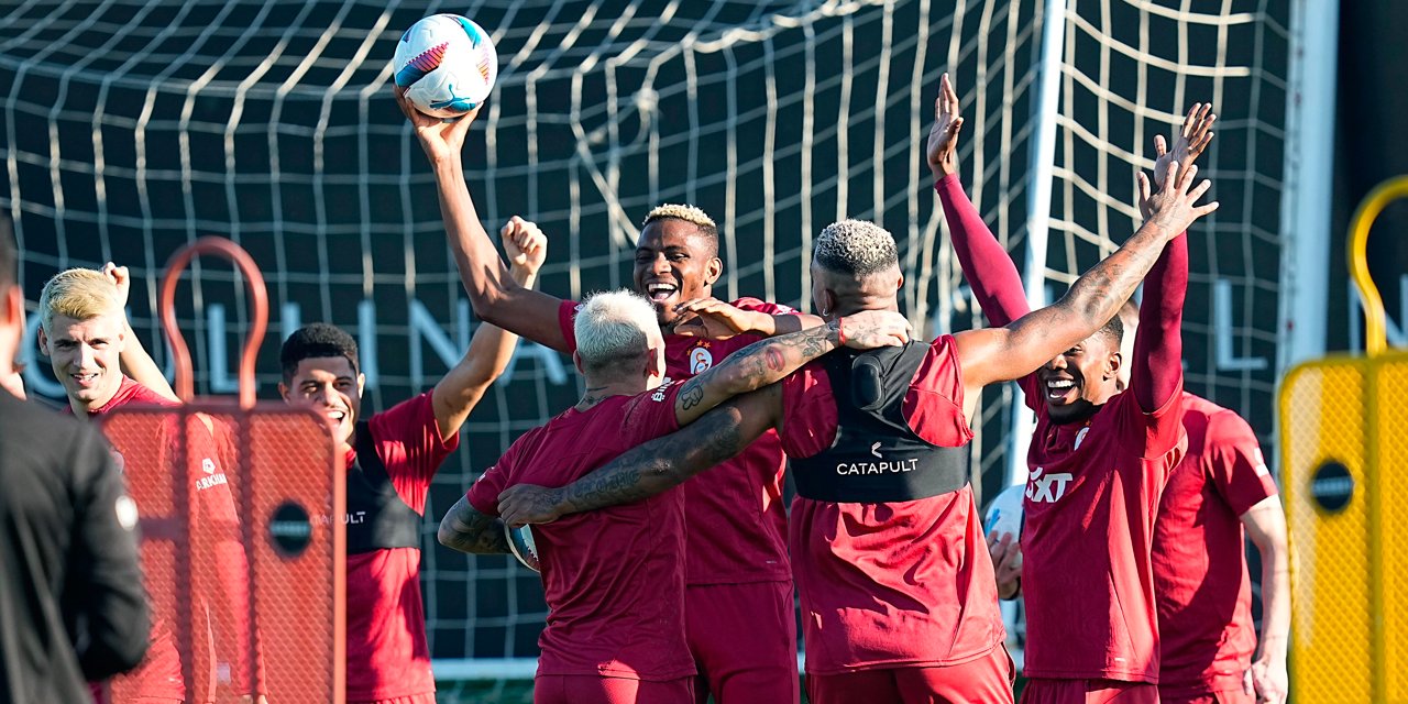 Galatasaray hazırlıklarını sürdürüyor
