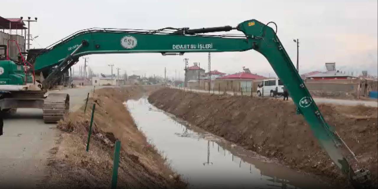 210 kilometre pislik birikti: Kanalları açmak kolay olmadı