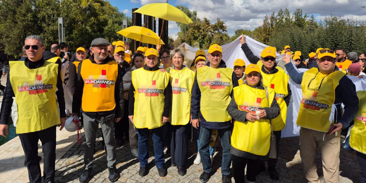 Aile hekimleri, ebe ve hemşireler 14 Mart’ta yeniden iş bırakıyor