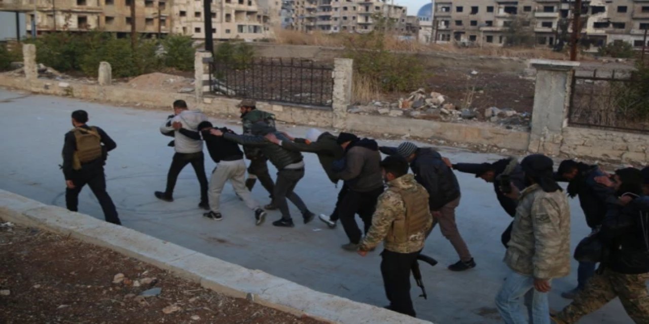 Almanya Suriye'de Alevilere yönelik saldırıları kınadı