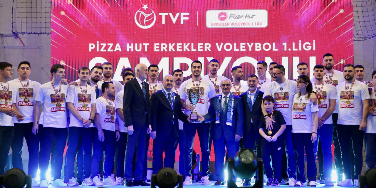 Gebze Belediye Spor kupasını aldı