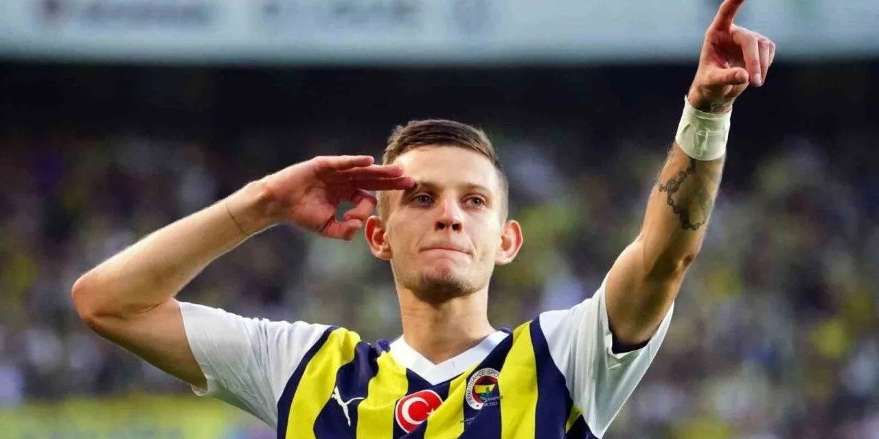 Szymanski ile Frankowski gidiyor