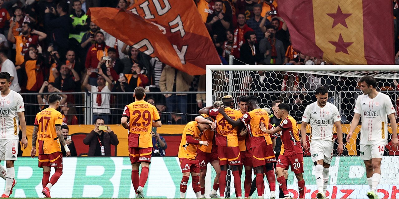 Galatasaray'ın yıldızı rekor kırdı