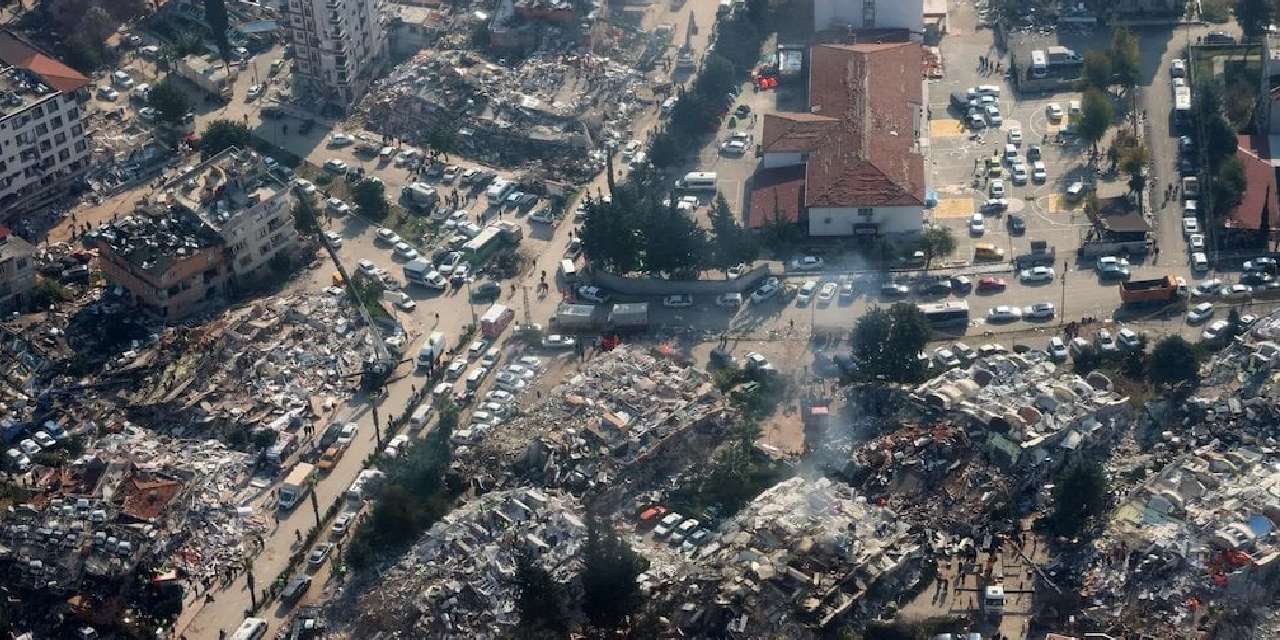 Deprem bölgesindeki öğretim elemanlarının geliştirme ödeneği artırıldı