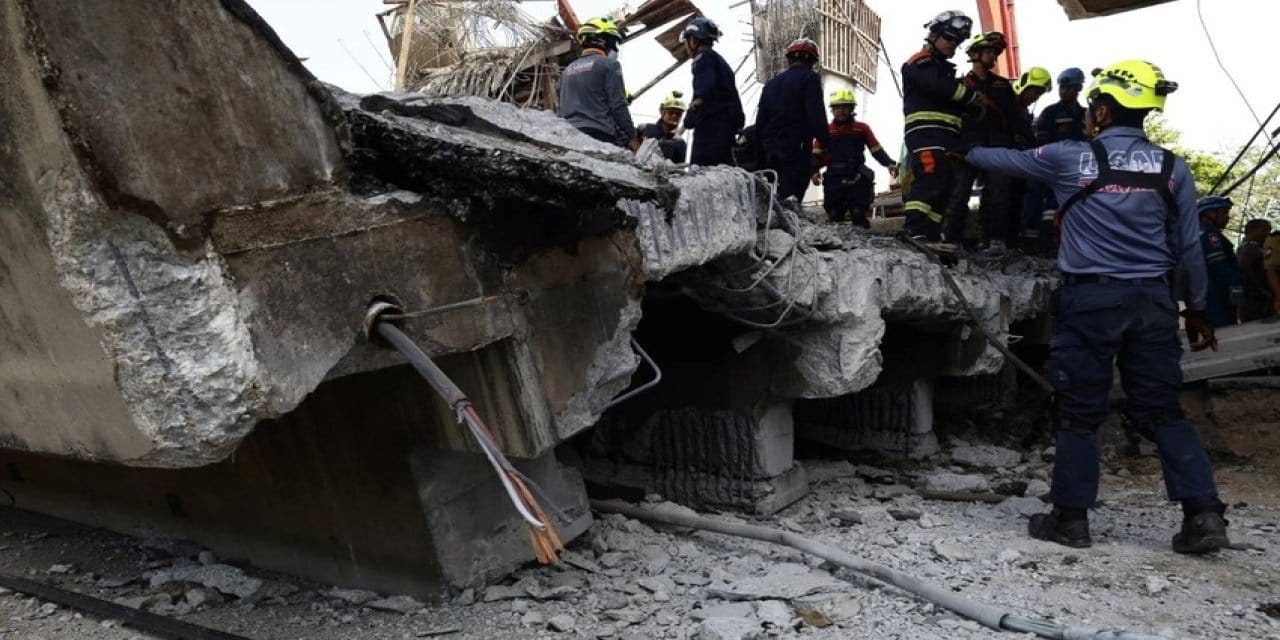 Köprü inşaatı çöktü: 5 kişi öldü, 27 kişi yaralandı