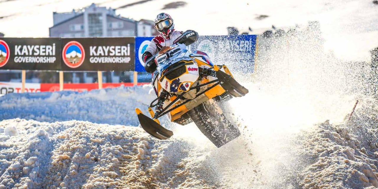 Dünya kar motosikleti şampiyonası final etabı Erciyes'te start Aldı