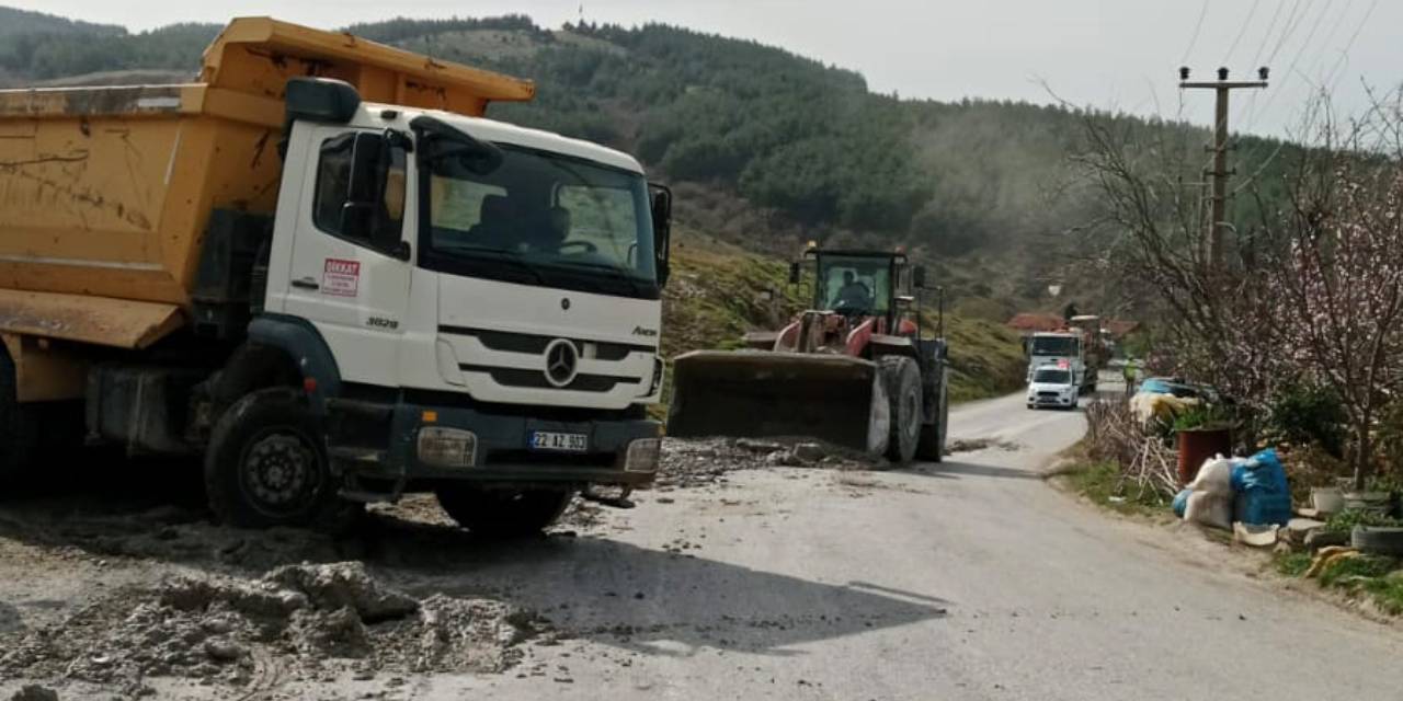 Yola beton dökerek ilerledi: Firmaya ceza kesildi!