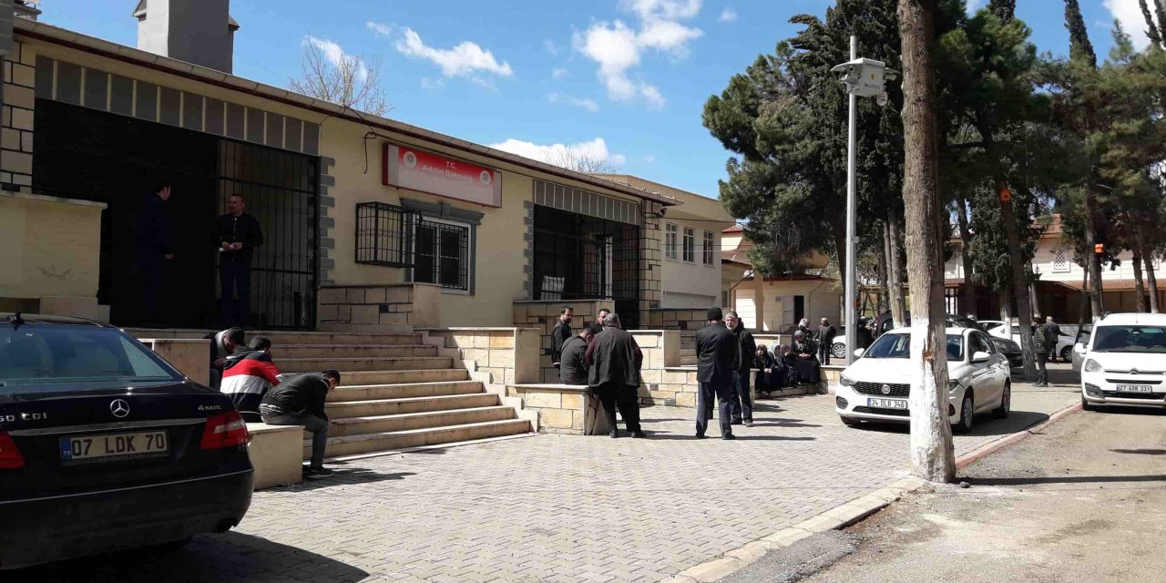 Parkta baygın bulunan Nesrin'in ardındaki gizemli hikaye