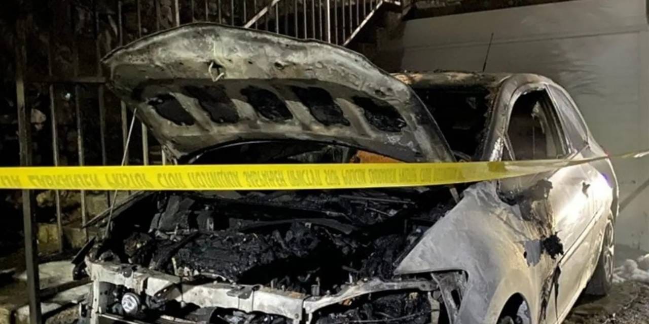 Bosna Hersek'te muhalefet milletvekilinin aracı kundaklandı