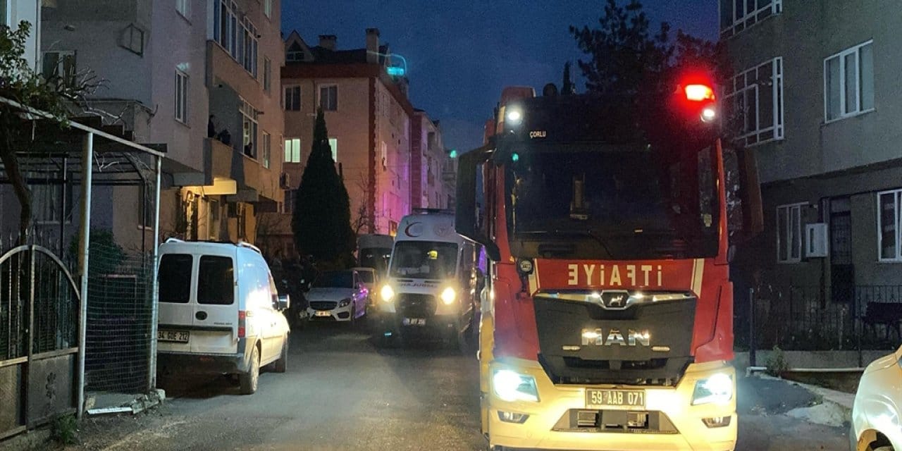 Tekirdağ'da apartman dairesinde yangın: 1 ölü