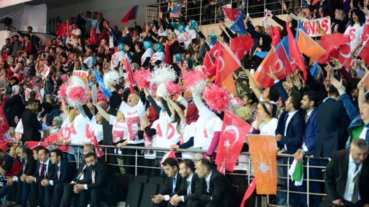 AKP'de 5 il başkanının istifası isteniyor
