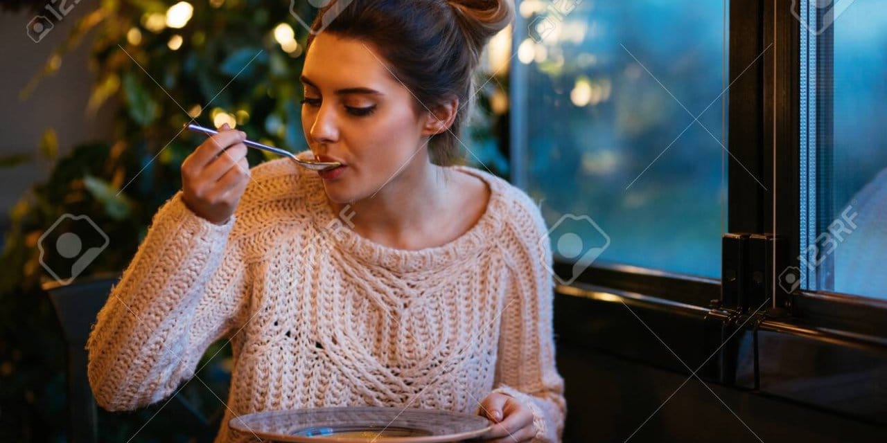 Akşamdan pişirin sabah yiyin: Yağ yakar, hastalıklarla savaşır, cildinizi güzelleştirir!