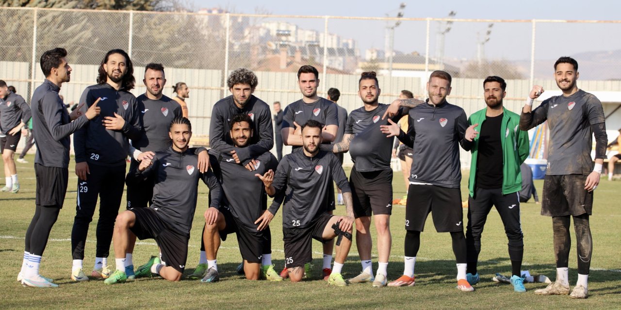 Şampiyonluk için 16 günde 4 maça çıkacaklar