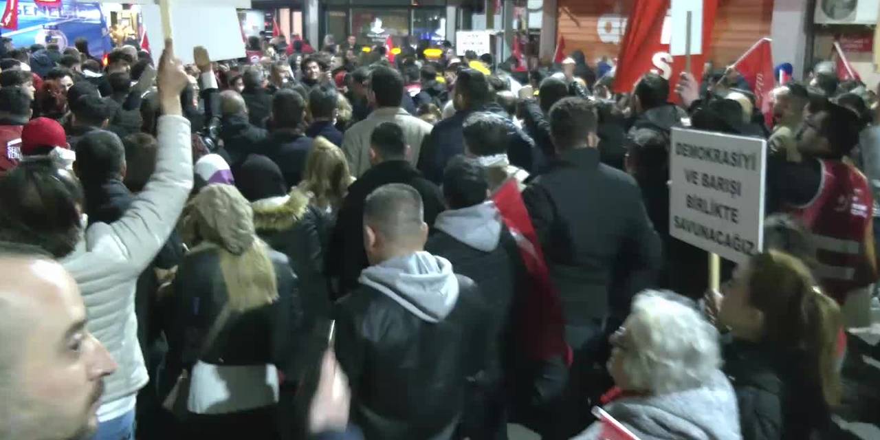 Manisa'da halk Ekrem İmamoğlu için yürüdü