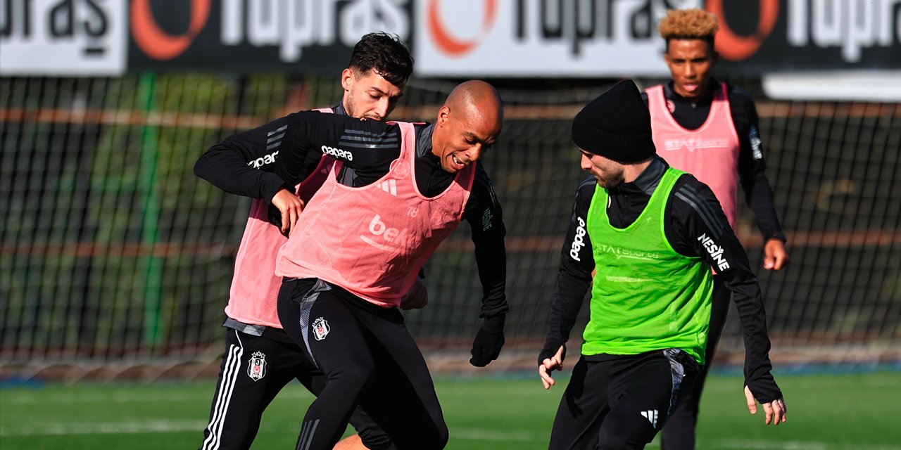 Beşiktaş derbi hazırlıklarına başladı