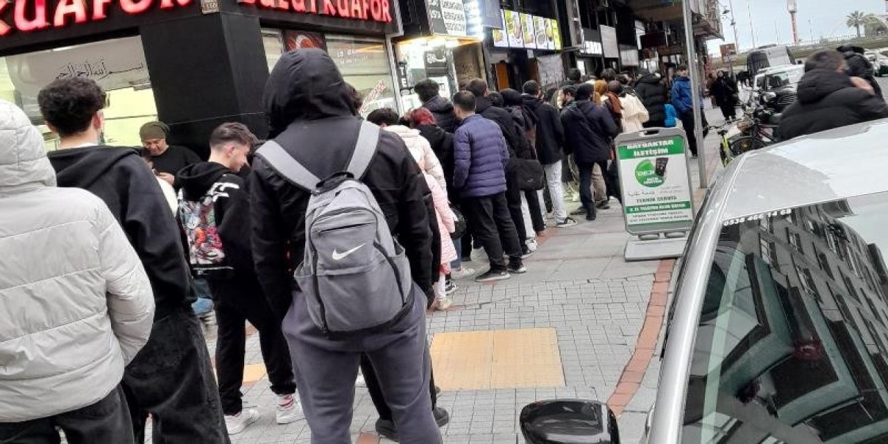 "Rize'deki bu kuyruk ne kuyruğu yazıklar olsun!"