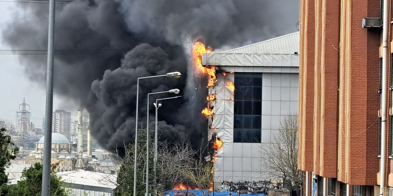Başakşehir’de fabrikada yangın çıktı!