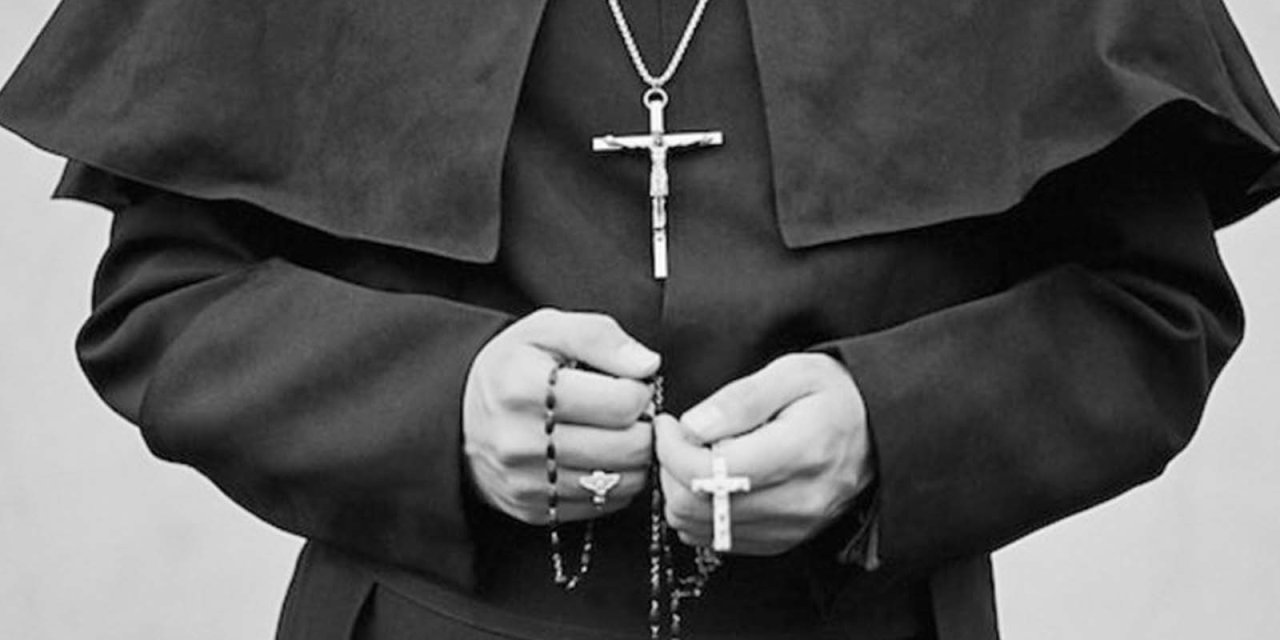 Tunceli'de sahte papazla köylüleri 50 milyon TL dolandırdılar