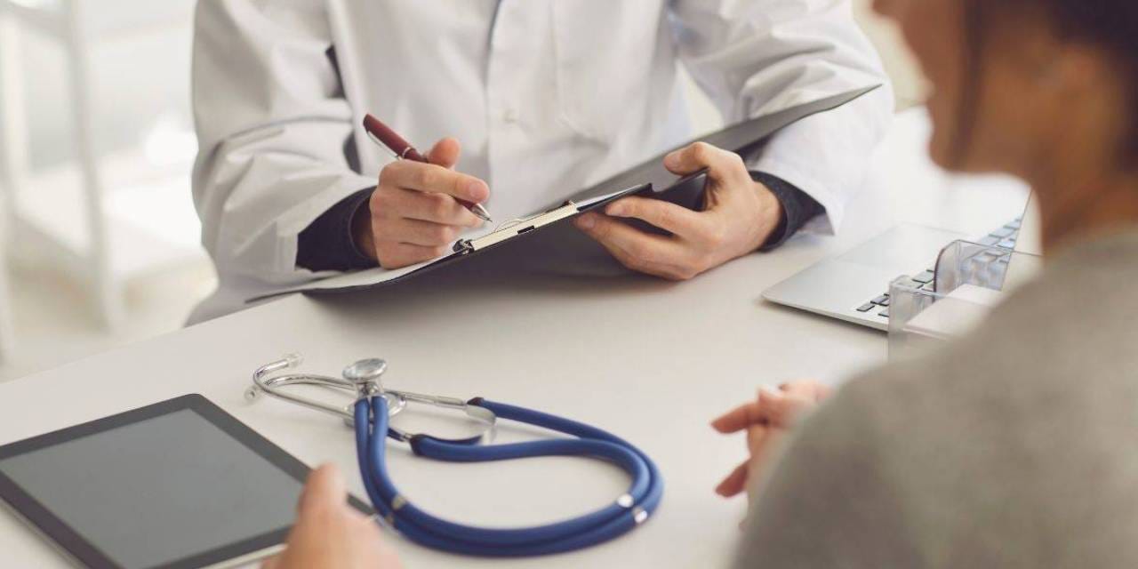 Yeni düzenleme: Aile hekimleri kronik hastalara ilaç yazabilecek