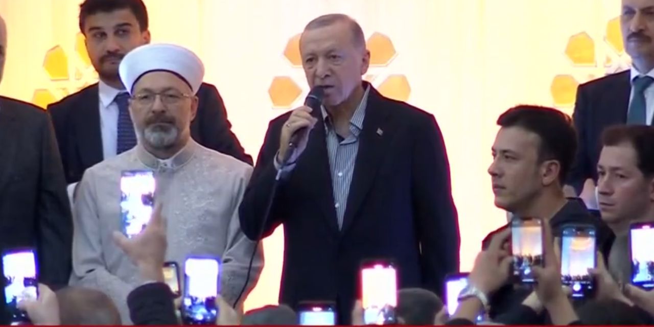 Erdoğan bayram namazını Büyük Çamlıca Camii’nde kıldı