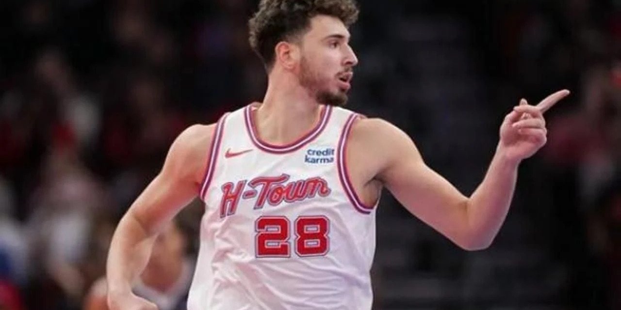 Kim tutar Alperen Şengün'ü