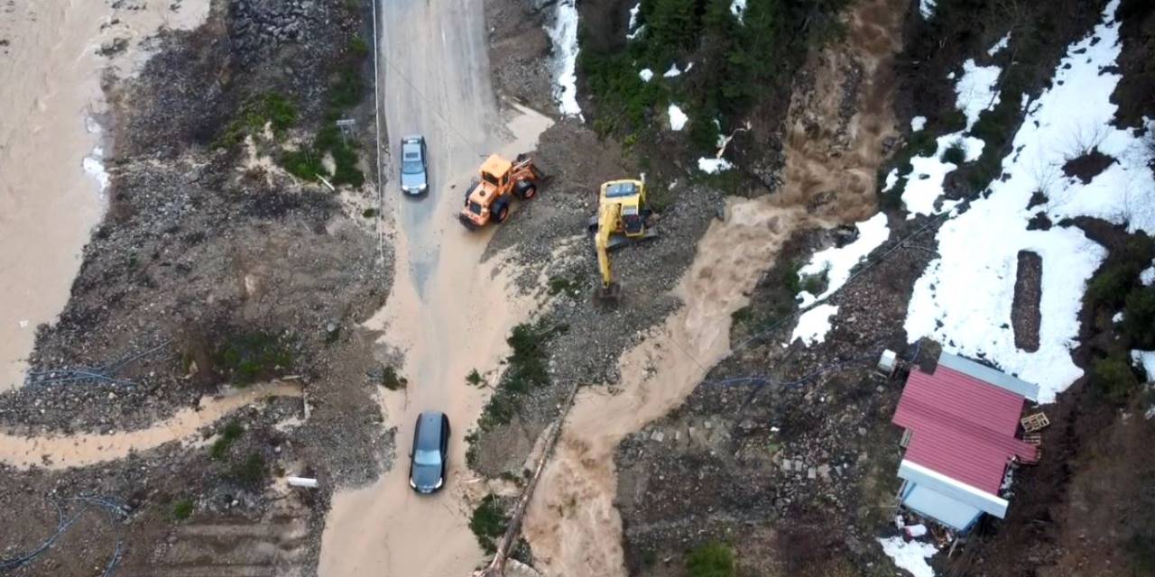 Trabzon'da kar erimesi sel getirdi