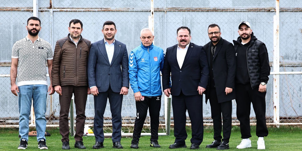 Rıza Çalımbay'a sürpriz ziyaret
