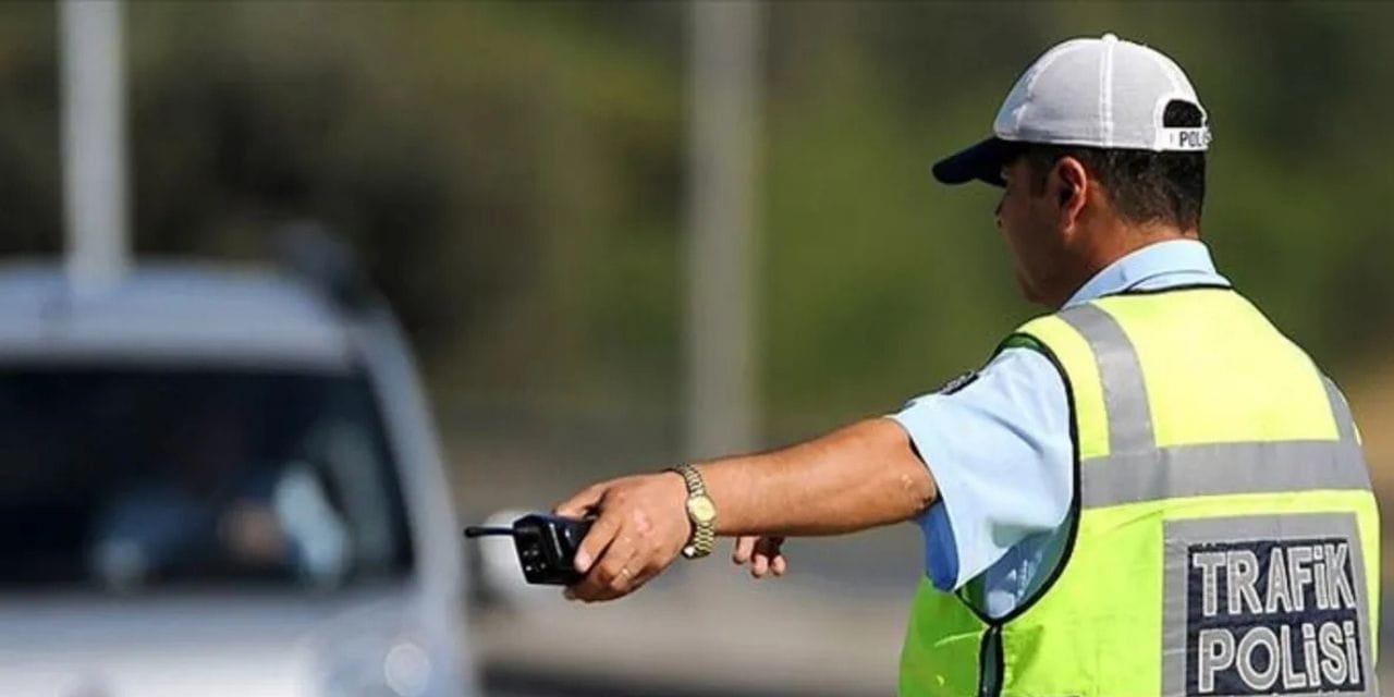 Polisten kaçmaya çalıştı 31 bin 299 lira ceza yedi!
