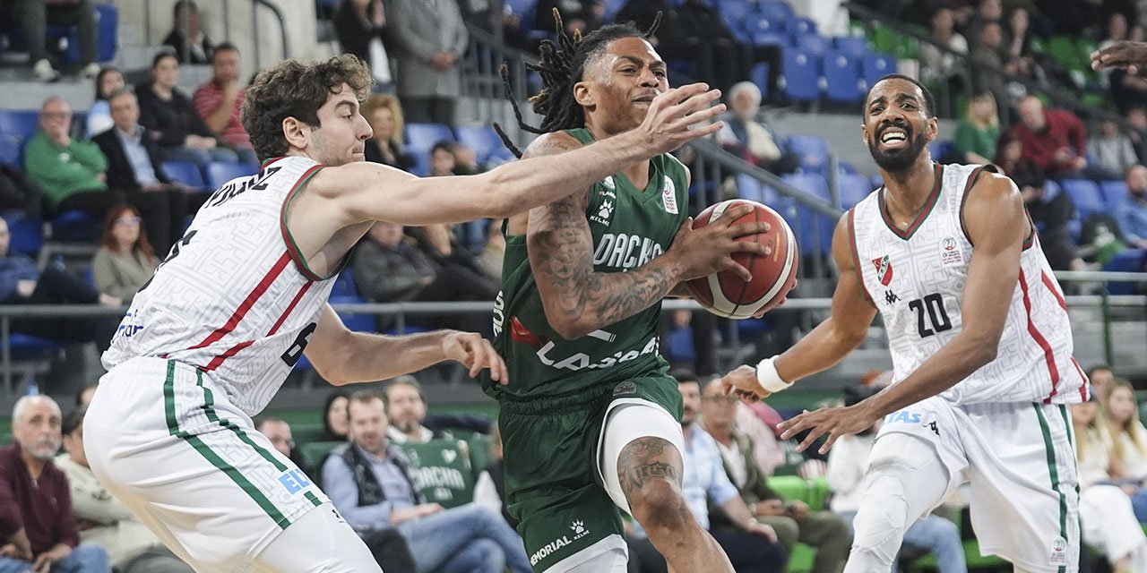 Karşıyaka 9 sayı farkla kaybetti