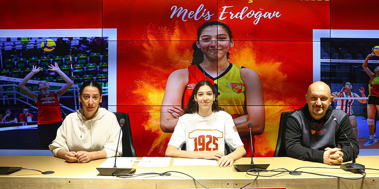 Göztepe 15 yaşında imzayı attırdı