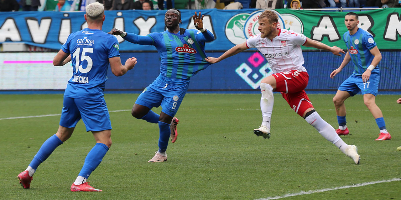 Sivasspor direndi: Rize'de kazanan yok