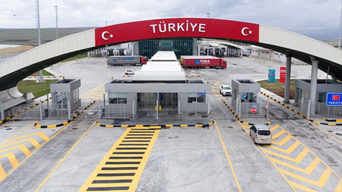 Suriye'den Türkiye'ye girip üçüncü ülkelere satılacak mallar için kısıtlama uygulanmayacak
