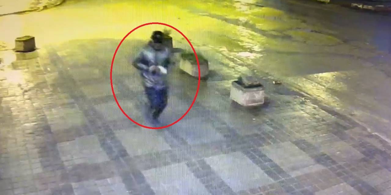 Film değil gerçek: Balkondan halat sarkıtıp ev soydu