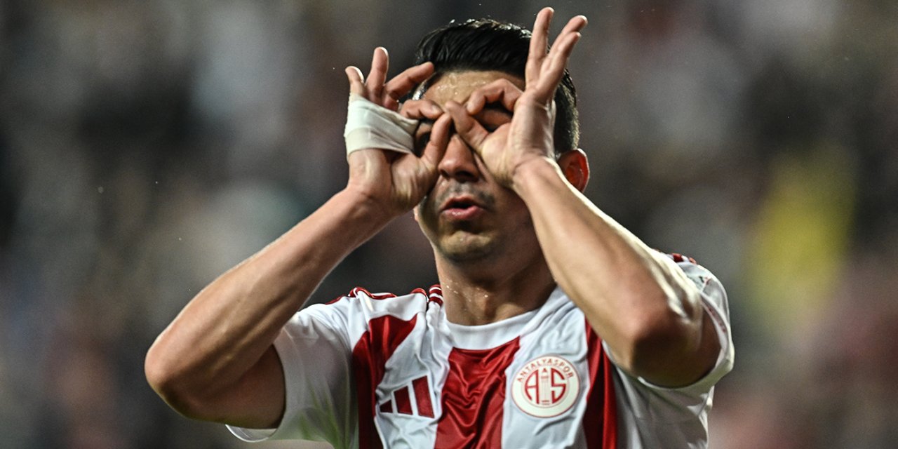Antalyaspor Samsunspor'u yıktı