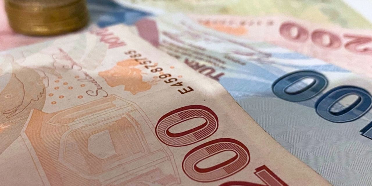 Kamu işçileri için kritik zam görüşmesi: 600 bin işçi sonucu bekliyor