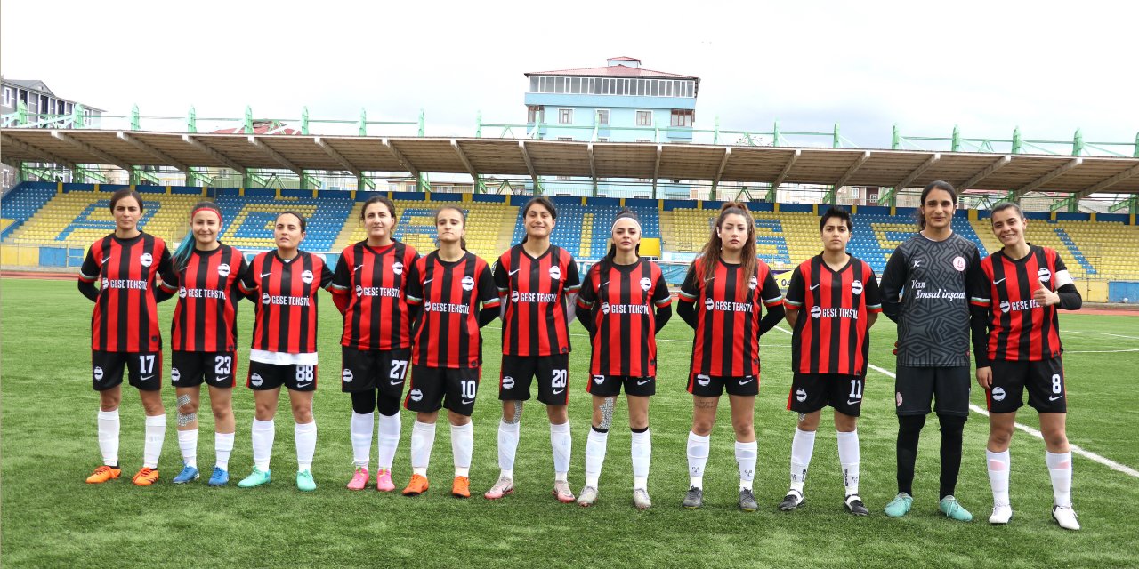 Ağrı'nın kızları yaktı ortalığı!