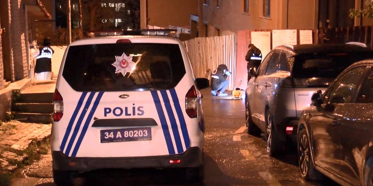 Fatih'te bıçaklı kavgaya polis müdahalesi