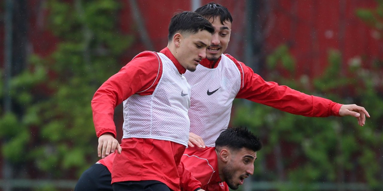 Gençlerbirliği 3 saat 15 dakika geç sahaya indi