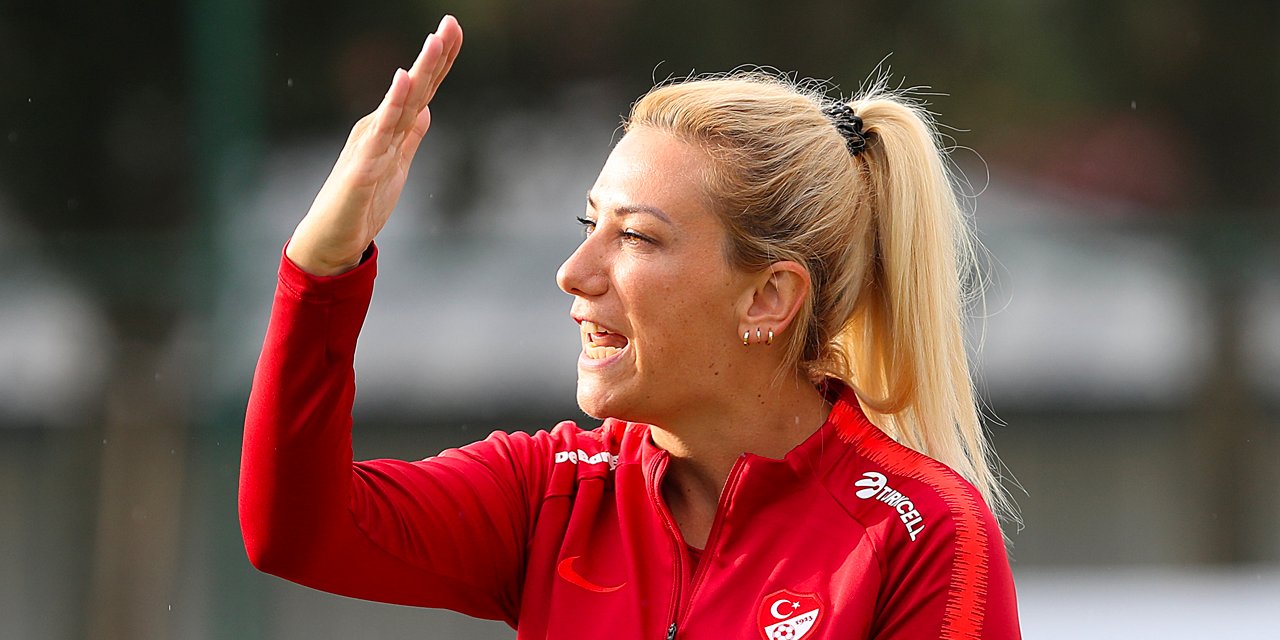 Necla Güngör Kırgası affını istedi