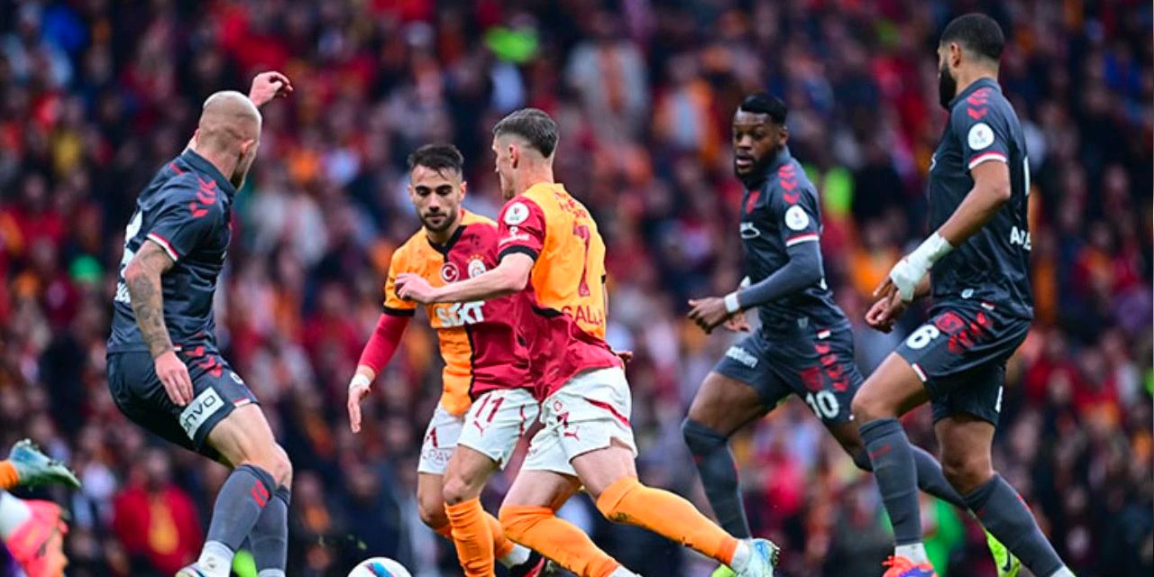 Samsunspor Galatasaray maçının kaç kaç biteceğini açıkladı