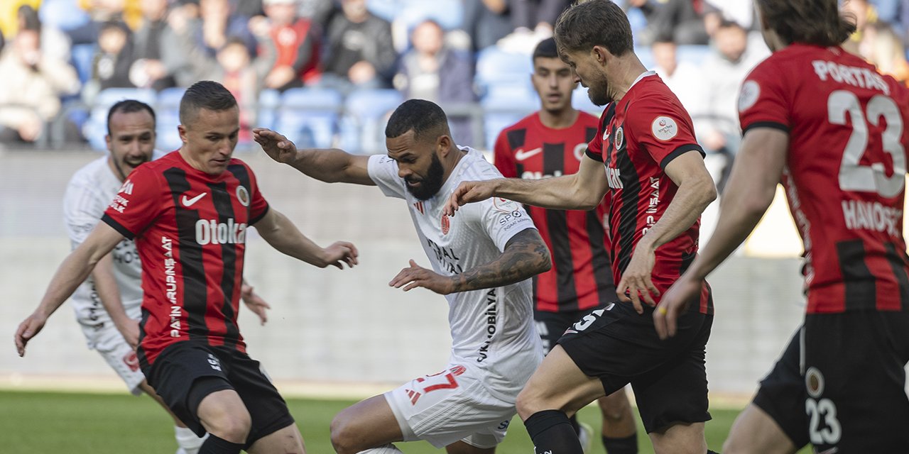 Gençlerbirliği 3 dakikada işi bitirdi