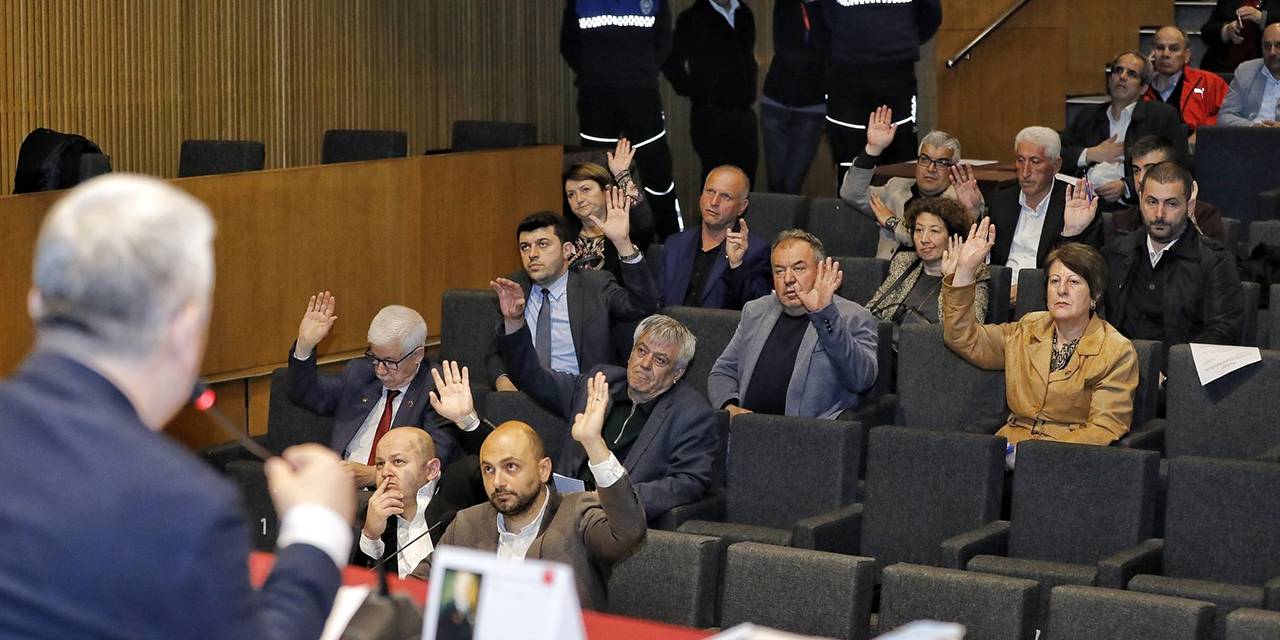 AKP'nin inşa ettiği parkta 15 milyon TL'lik zarar