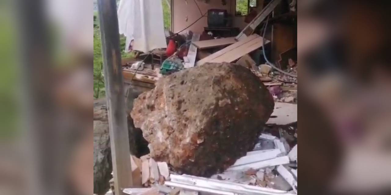 Rize’de heyelan dehşeti: Sağanak sonrası toprak kütlesi evi yerle bir etti!