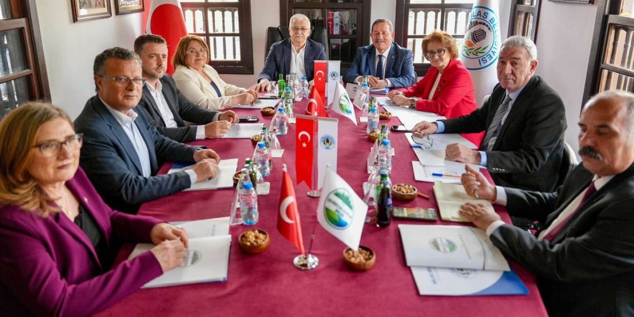 Milas'ta Çevreci Belediyeler Birliği toplantısı