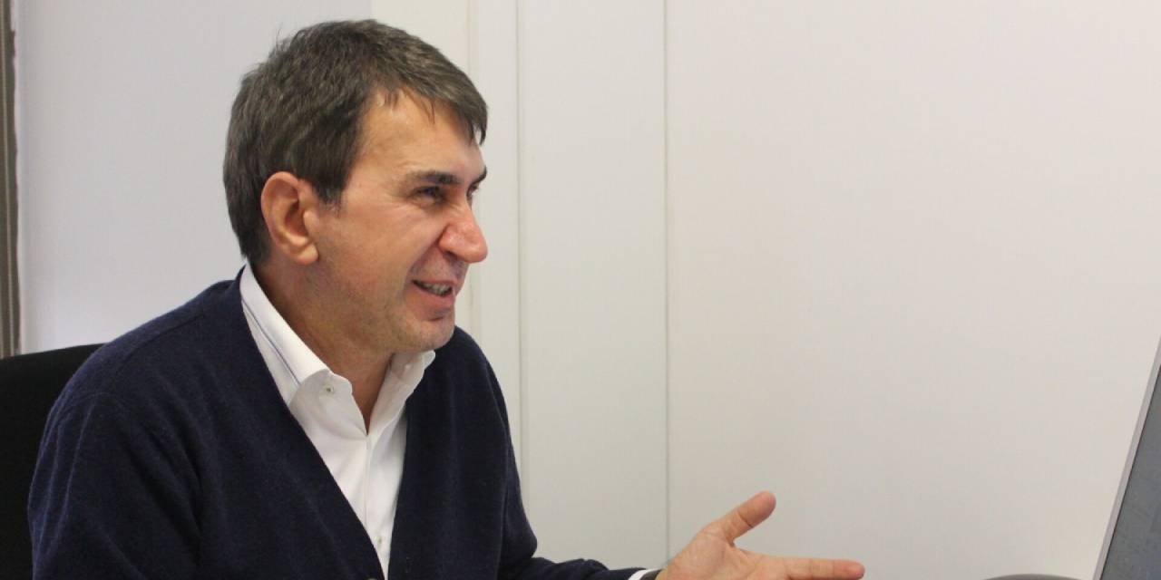 İktidara yakın yazardan ahlaksız paylaşım!