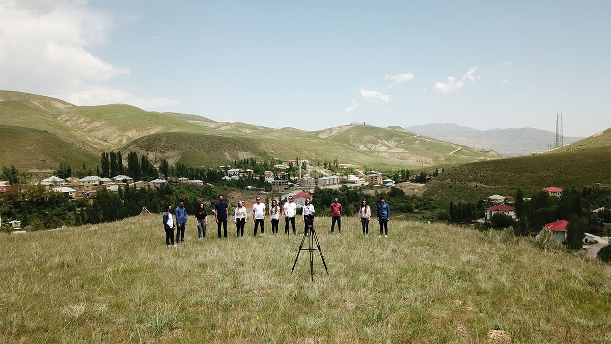 Yüksekovalı öğretmen ve öğrenciler, doğa için söylediler