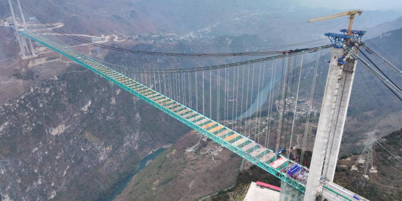 Dünyanın en yüksek köprüsü açılıyor