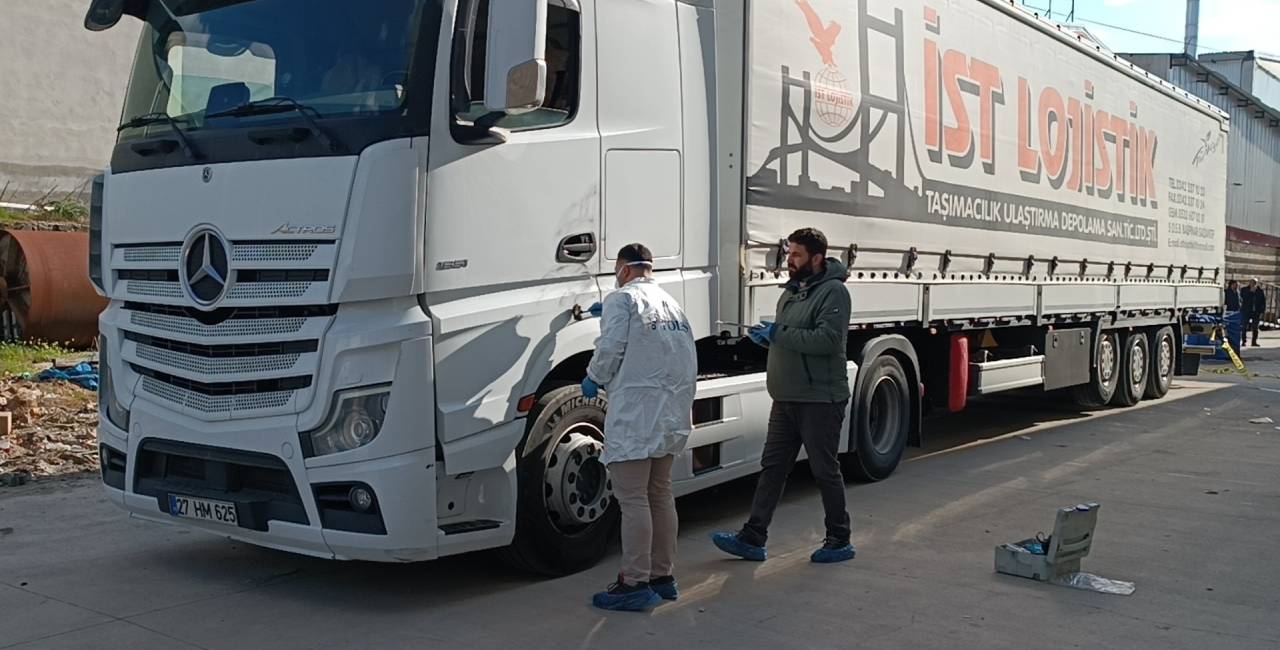 5 yaşındaki Hüseyin TIR'ın altında kalarak can verdi