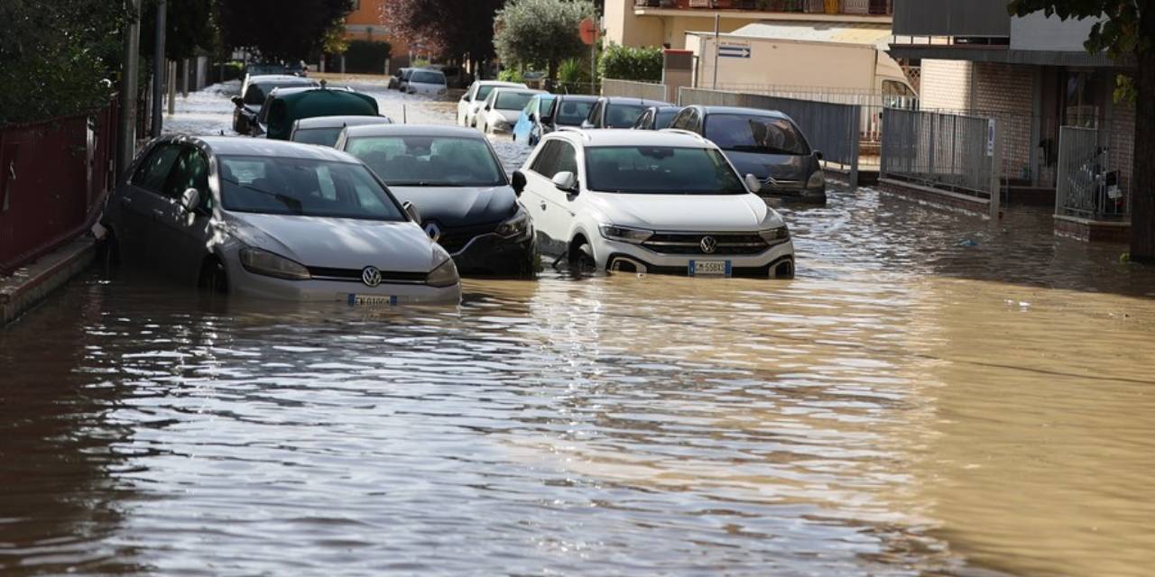 Kırmızı kodlu uyarı verildi: 100 beldede taşkın riski var!